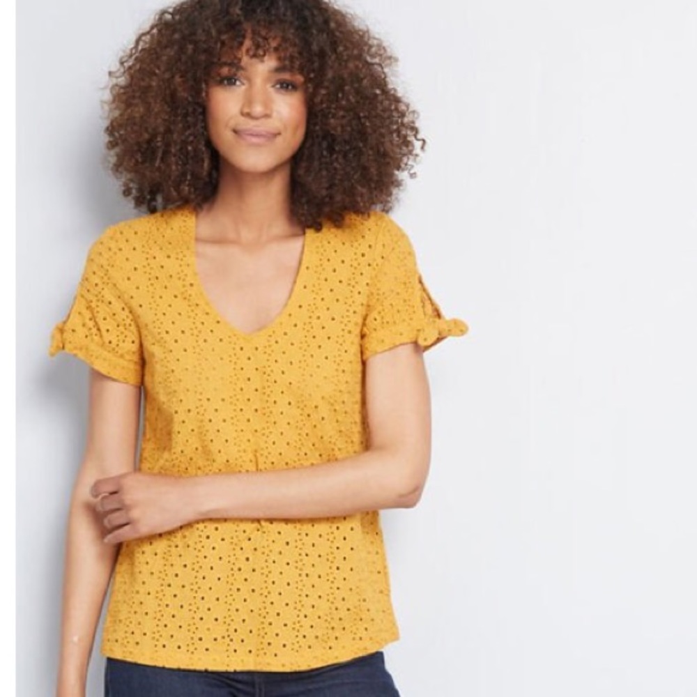 ModCloth Ideal Discovery Short Sleeve Blouse